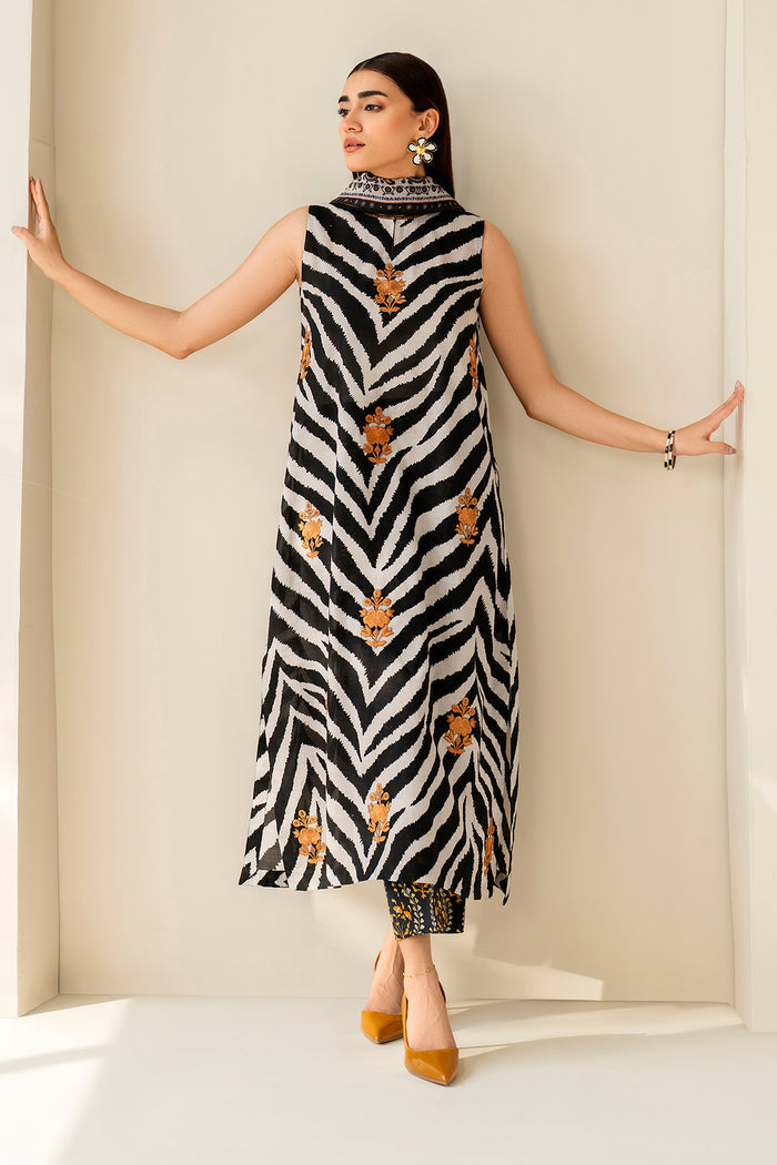 Baroque | Luxury Pret Summer | UF-4206 - Luxury Dress - available at Maria Faisal in UK and USA.