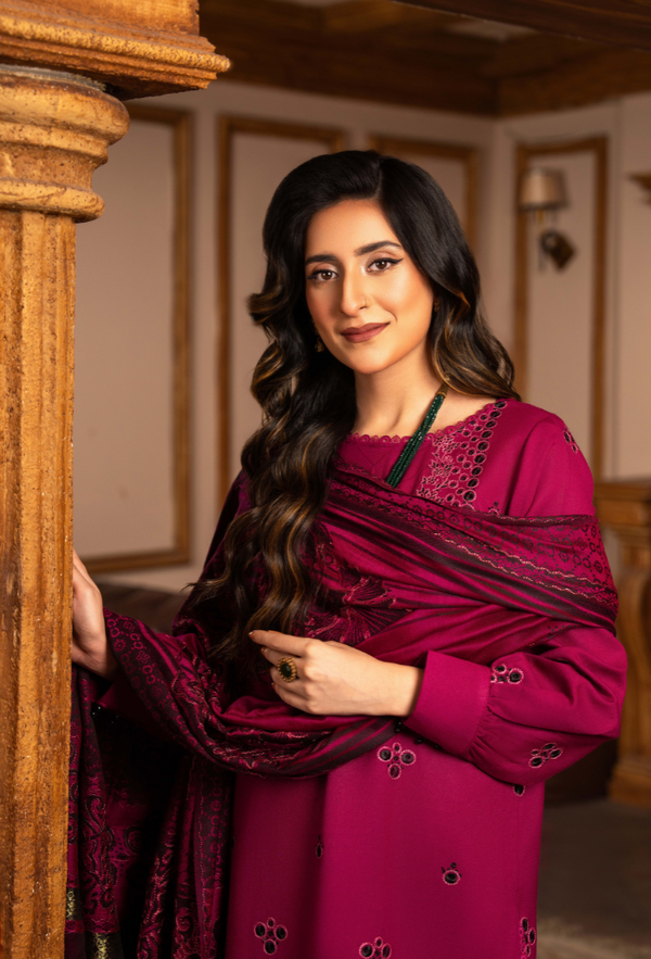 Humdum | Aaima 25 |  D09 - Ladies Clothes - Maria Faisal