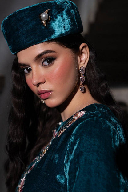 Caia | Luxury Velvet Edit 25 | Twilight custom by Maria Faisal - Registered Vendor of : Caia - type : Ladies Clothes - 100% original wedding dresses