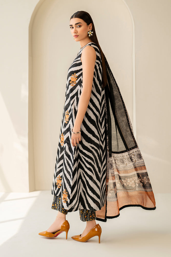 Baroque | Luxury Pret Summer | UF-4206 - Luxury Dress - available at Maria Faisal in UK and USA.