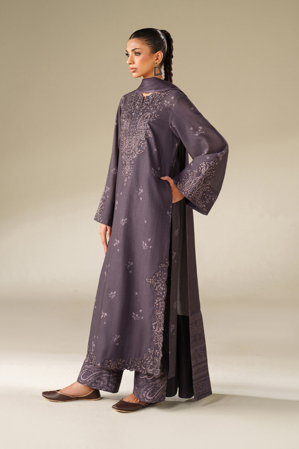 Iznik | Winter Chapter 25 | UE-558 Printed Khaddar - Casual Dress - available at Maria Faisal in UK and USA.