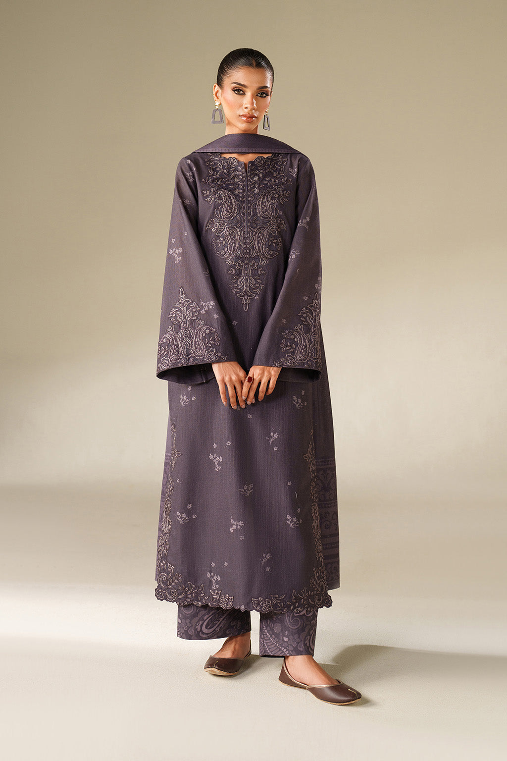 Iznik | Winter Chapter 25 | UE-558 Printed Khaddar - Casual Dress - available at Maria Faisal in UK and USA.