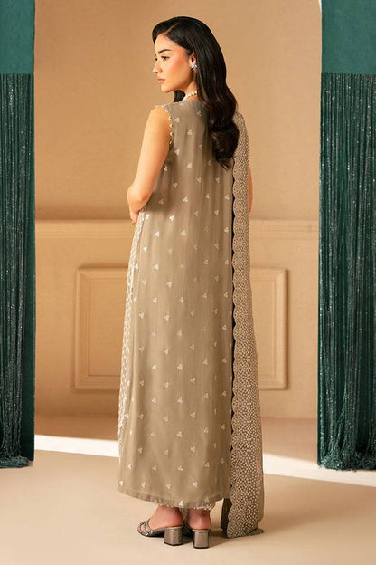 Cross Stitch | Luxe Atelier 25 | FEATHER GREY by Maria Faisal - Registered Vendor of : Cross Stitch - type : Ladies Clothes - 100% original wedding dresses