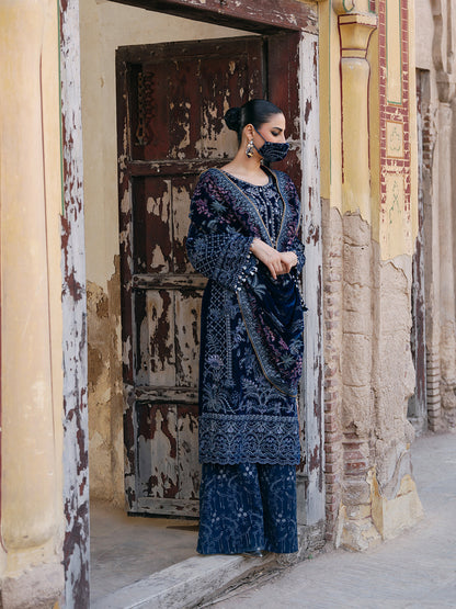 Flossie | Siara Velvet Formals | V-106 - A - Ladies Clothes - Maria Faisal