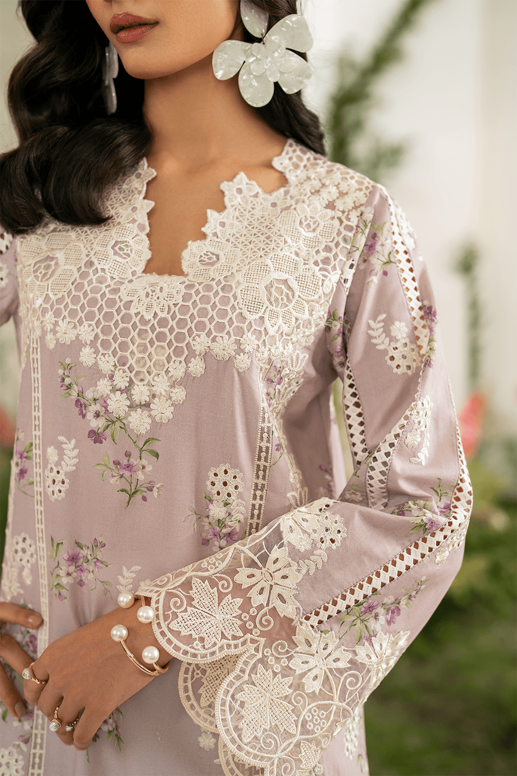 Iznik | Festive Edition | IFE-09 by Maria Faisal - Registered Vendor of : Iznik - type : Ladies Clothes - 100% original wedding dresses