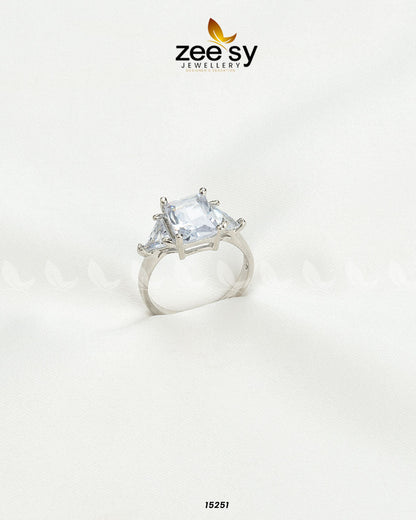 Dazzling Ring - Rings 