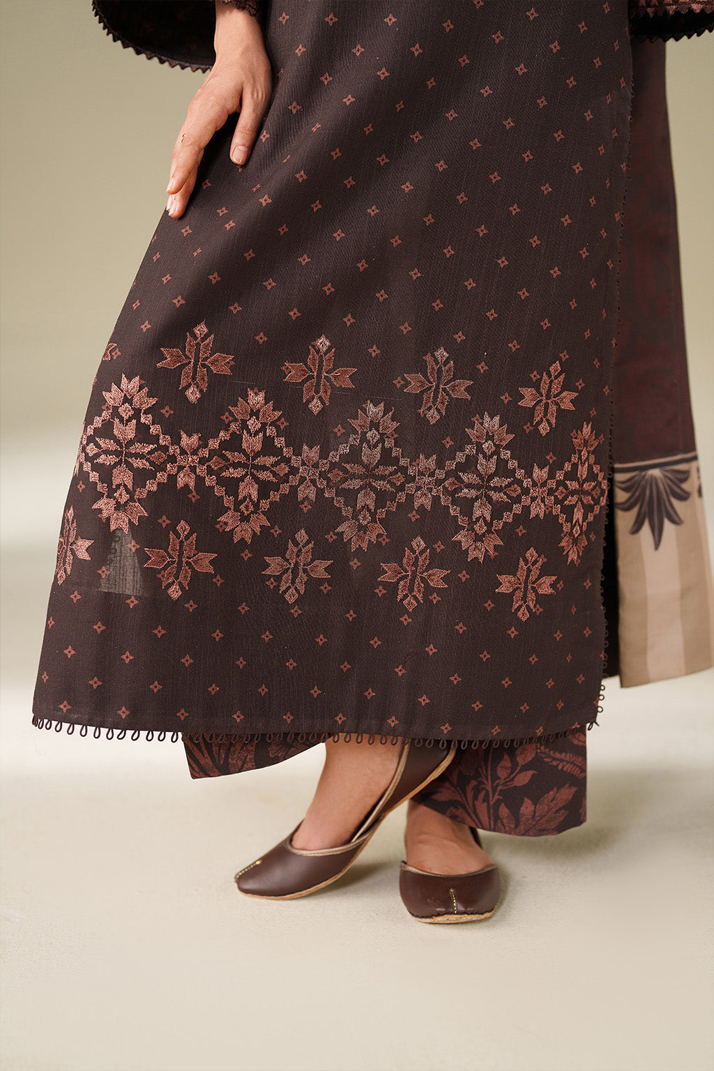 Iznik | Winter Chapter 25 | UE-559 Printed Khaddar - Casual Dress - available at Maria Faisal in UK and USA.