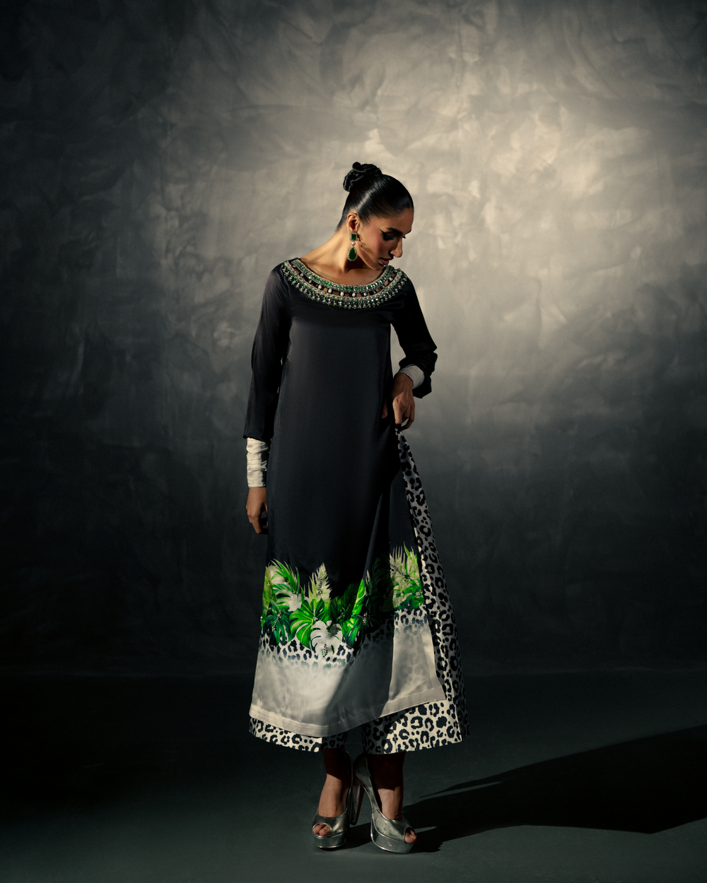 Vasal | Zyra Luxe Pret 26 | Noir Amber - Ladies Clothes - Maria Faisal