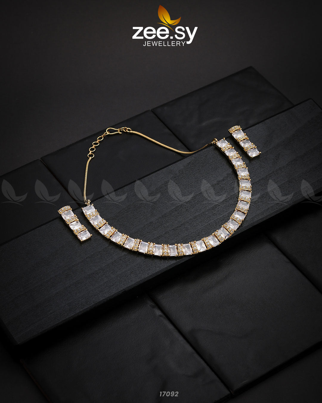 Shimmering Necklace - Necklace Sets 