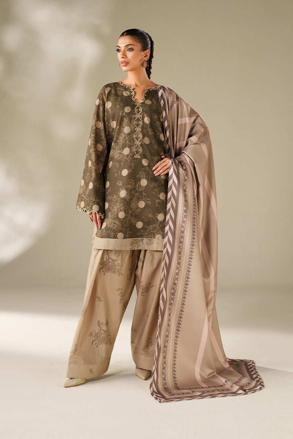Iznik | Winter Chapter 25 | UE-565 Printed Khaddar - Casual Dress - available at Maria Faisal in UK and USA.