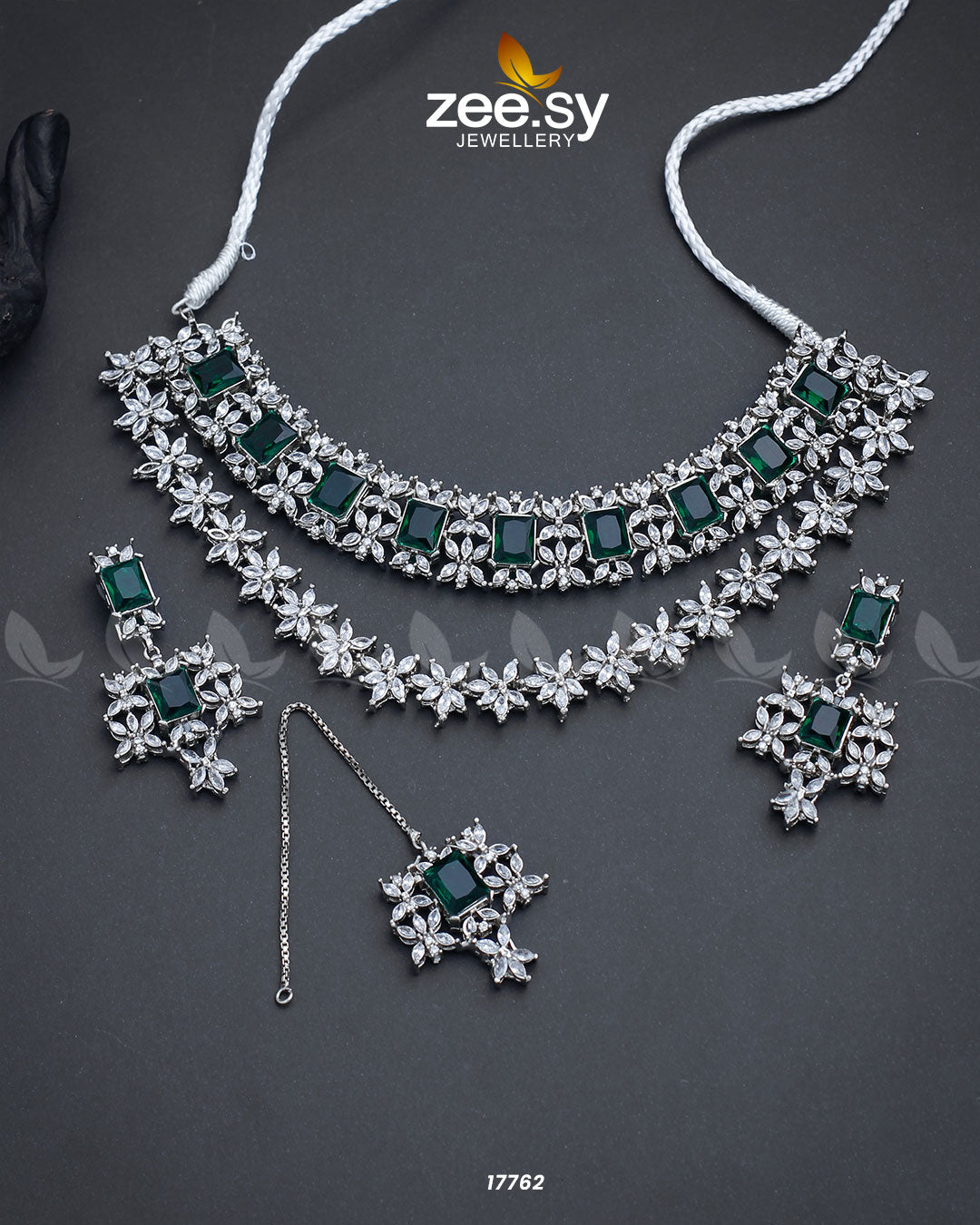 Streamline Necklace - Necklace Sets 