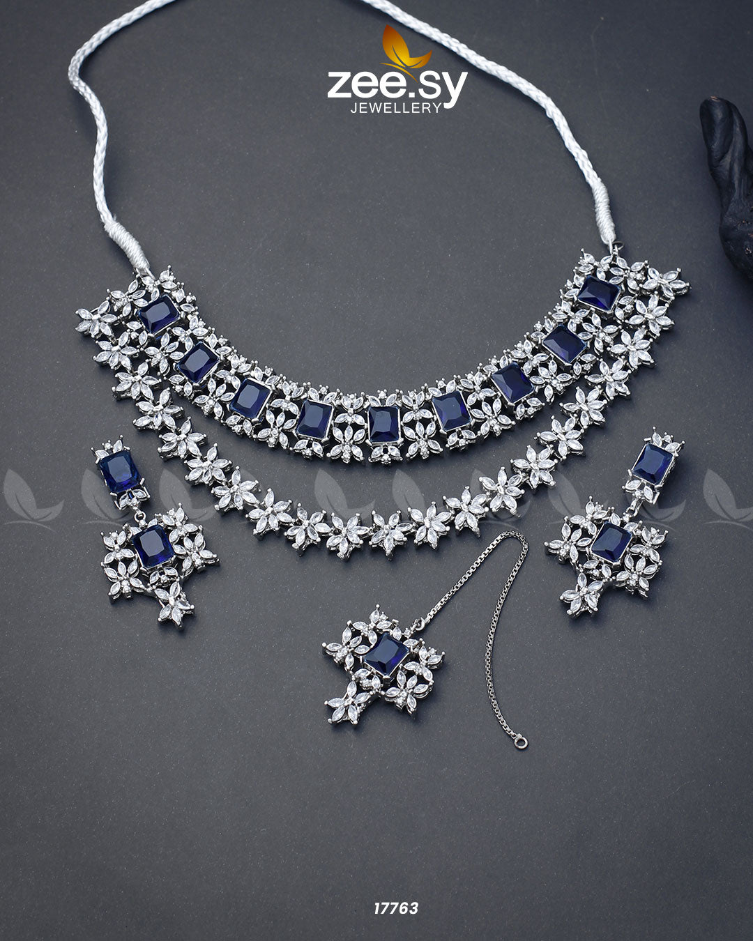 Streamline Necklace - Necklace Sets 