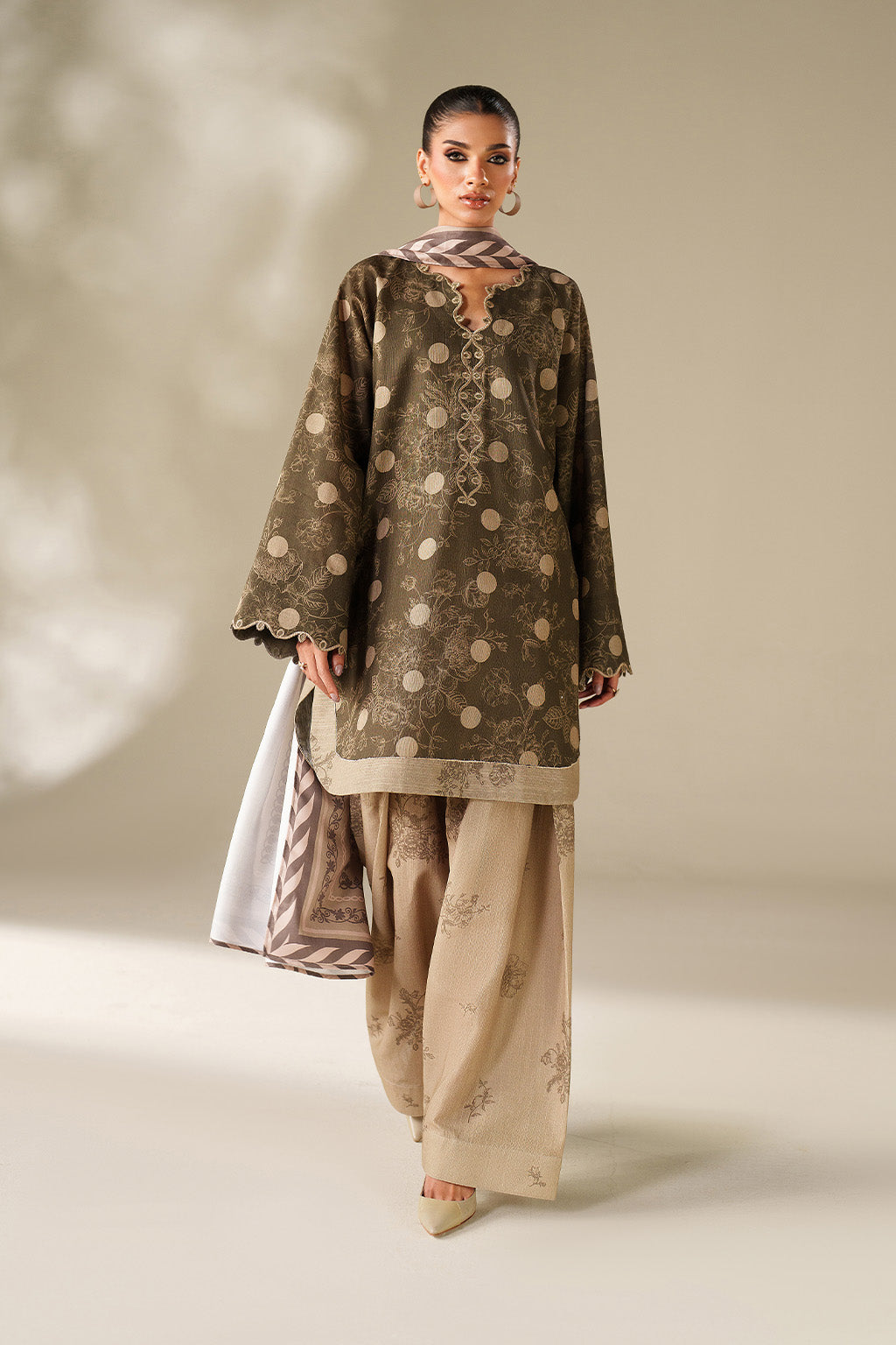 Iznik | Winter Chapter 25 | UE-565 Printed Khaddar - Casual Dress - available at Maria Faisal in UK and USA.