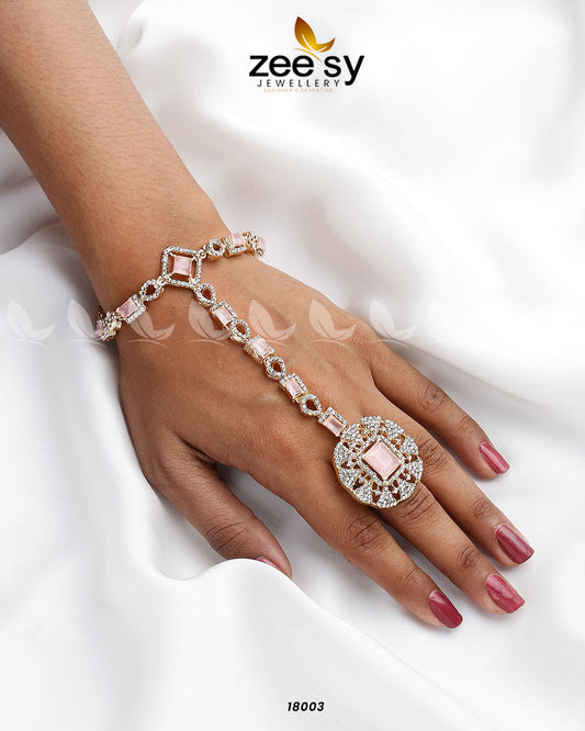 Delicate Anja Accessories - Anja 