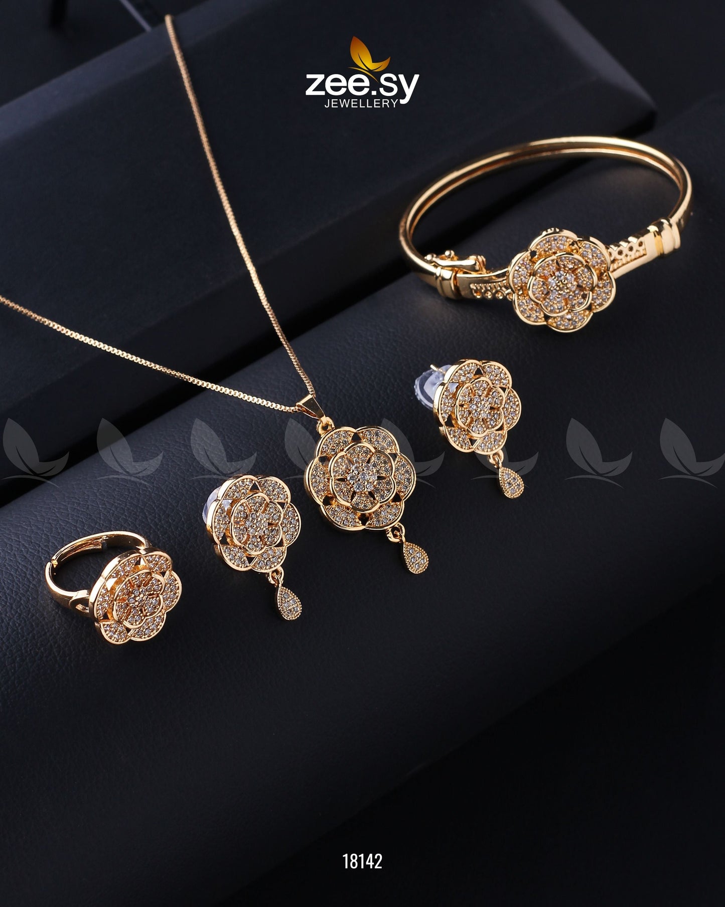 Petal Pendant Set - Pendant 