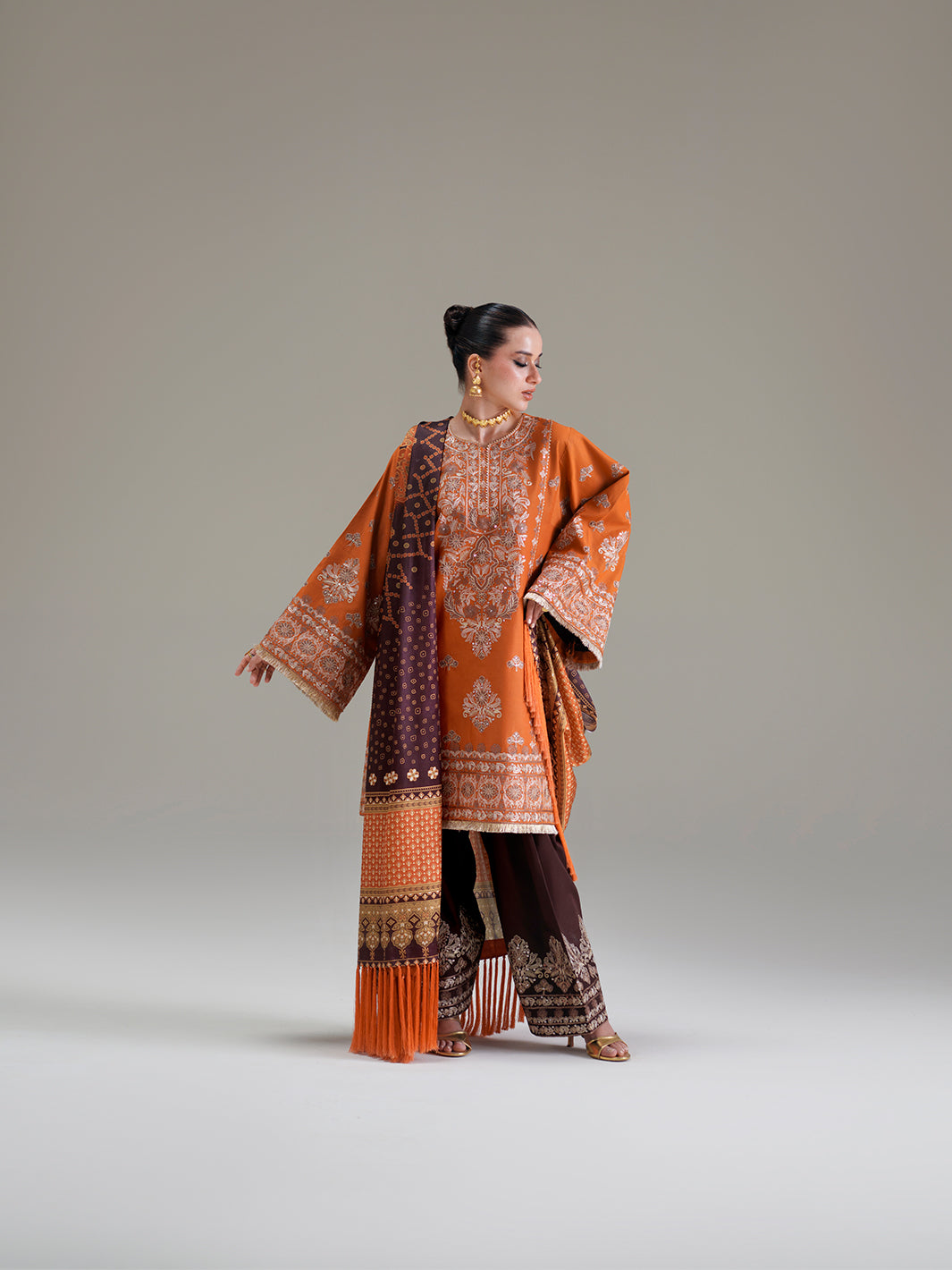 Bin Ilyas | Amour Luxury Lawn 26 | 183-A - Luxury Dress - available at Maria Faisal in UK and USA.