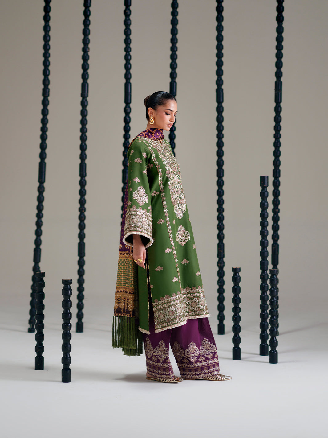 Bin Ilyas | Amour Luxury Lawn 26 | 183-B - Luxury Dress - available at Maria Faisal in UK and USA.
