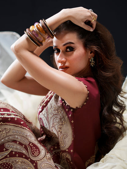Bin Ilyas | Amour Luxury Lawn 26 | 185-A - Luxury Dress - available at Maria Faisal in UK and USA.