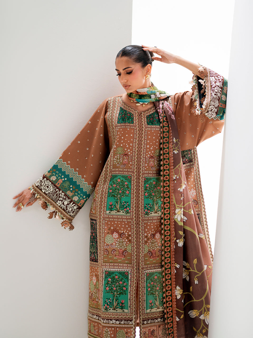 Bin Ilyas | Amour Luxury Lawn 26 | 186-B - Luxury Dress - available at Maria Faisal in UK and USA.