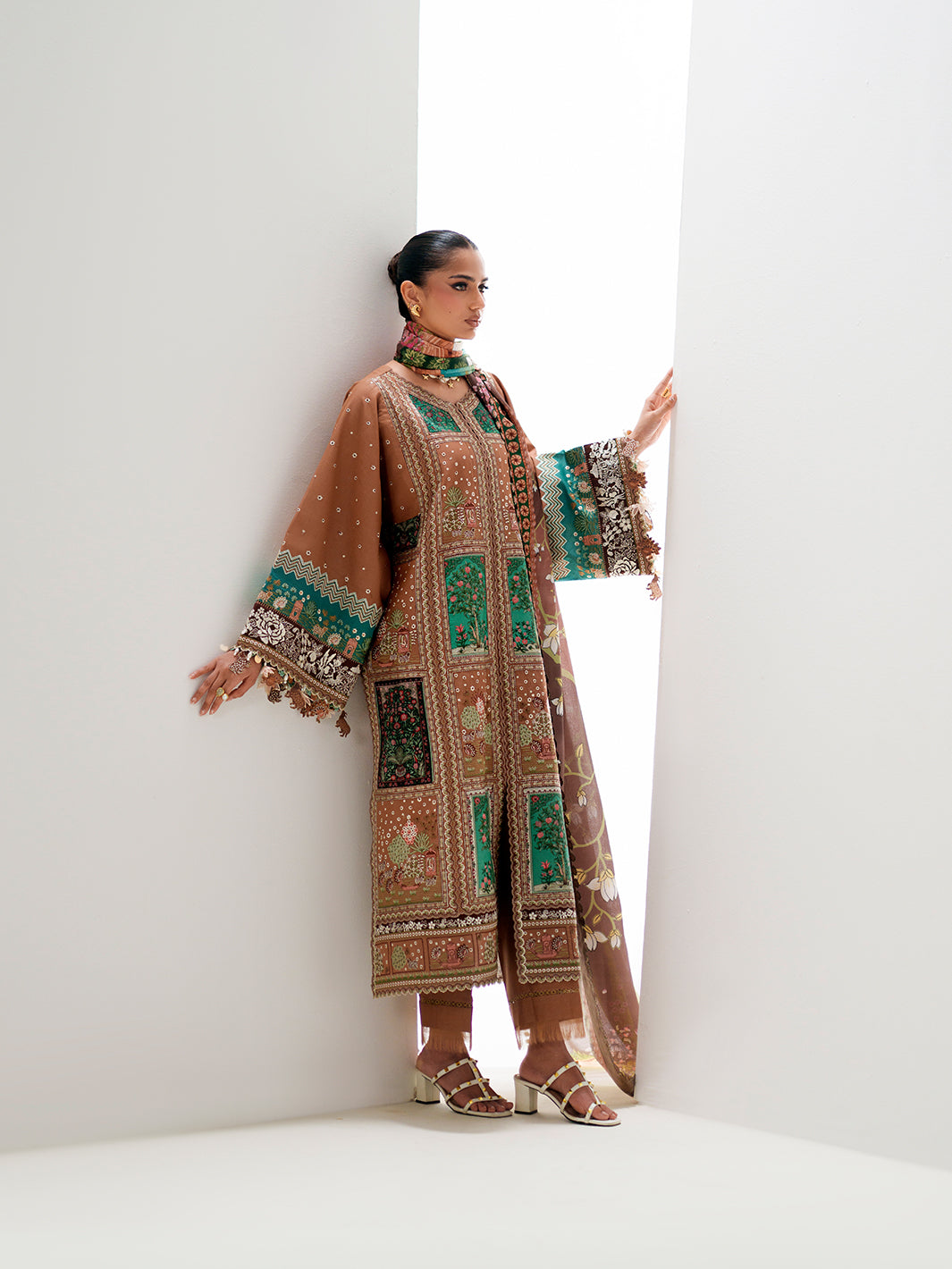 Bin Ilyas | Amour Luxury Lawn 26 | 186-B - Luxury Dress - available at Maria Faisal in UK and USA.
