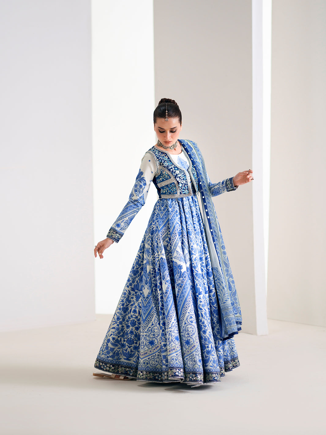 Bin Ilyas | Amour Luxury Lawn 26 | 88-A - Luxury Dress - available at Maria Faisal in UK and USA.