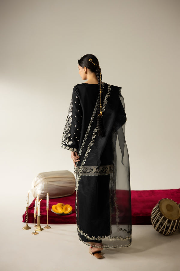 Enzo | Lune Des Fleurs | MÁVROS - Formal Dress - available at Maria Faisal in UK and USA.