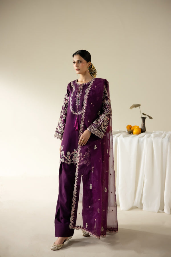 Enzo | Lune Des Fleurs | ARELA - Formal Dress - available at Maria Faisal in UK and USA.