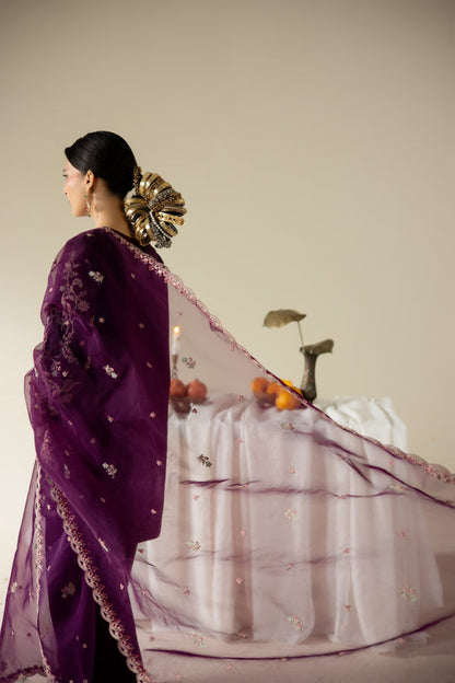 Enzo | Lune Des Fleurs | ARELA - Formal Dress - available at Maria Faisal in UK and USA.