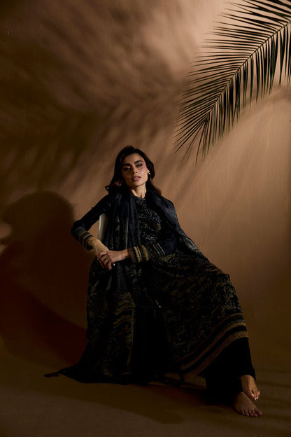 Sobia Nazir | Winter Shawl 25 | Design 1A - Formal Dress - available at Maria Faisal in UK and USA.