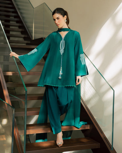 Sadaf Fawad Khan | Eva Luxury Pret 26 | Viridian - Luxury Dress - available at Maria Faisal in UK and USA.