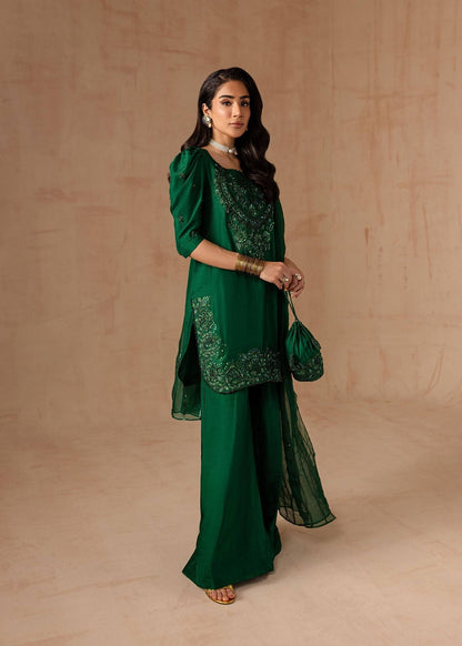 Maria Osama Khan | Noir Bliss Luxury Formals | Emerald Green by Maria Faisal - Registered Vendor of : Maria Osama Khan - type : Ladies Clothes - 100% original wedding dresses
