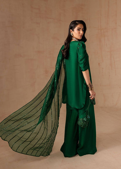 Maria Osama Khan | Noir Bliss Luxury Formals | Emerald Green by Maria Faisal - Registered Vendor of : Maria Osama Khan - type : Ladies Clothes - 100% original wedding dresses
