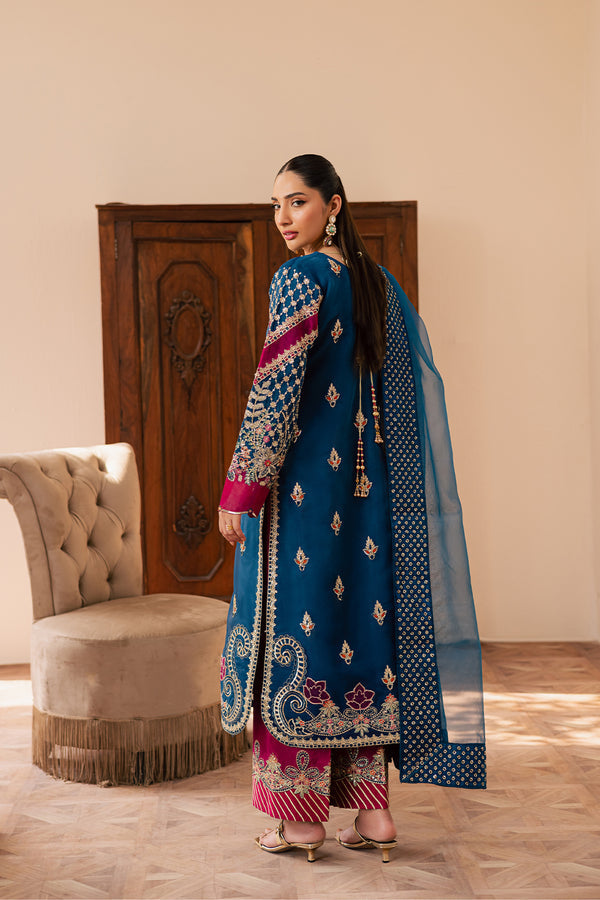 Emaan Adeel I Suave Luxury Formals I AVOIR - Ladies Clothes - Maria Faisal