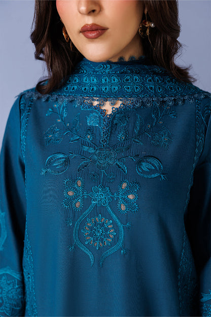 Emaan Adeel | Elevated Essentials 26 | AVENOIR - Luxury Dress - available at Maria Faisal in UK and USA.