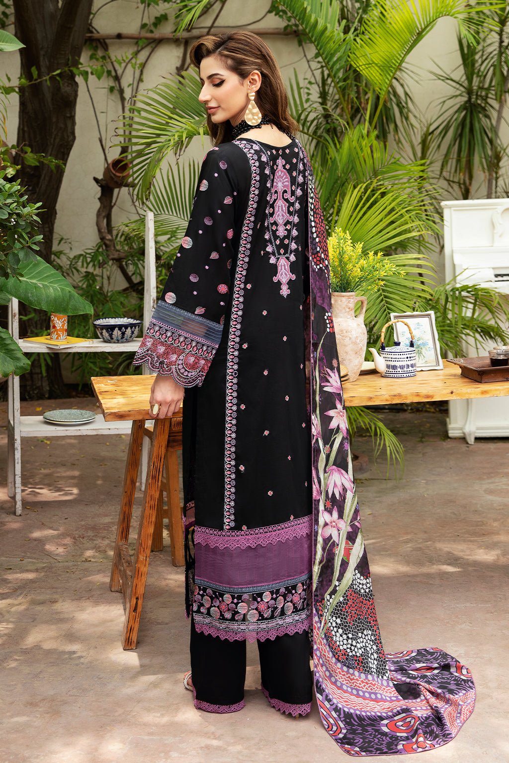 Ramsha | Luxury Lawn 24 | Y-806 - Ladies Clothes - Maria Faisal