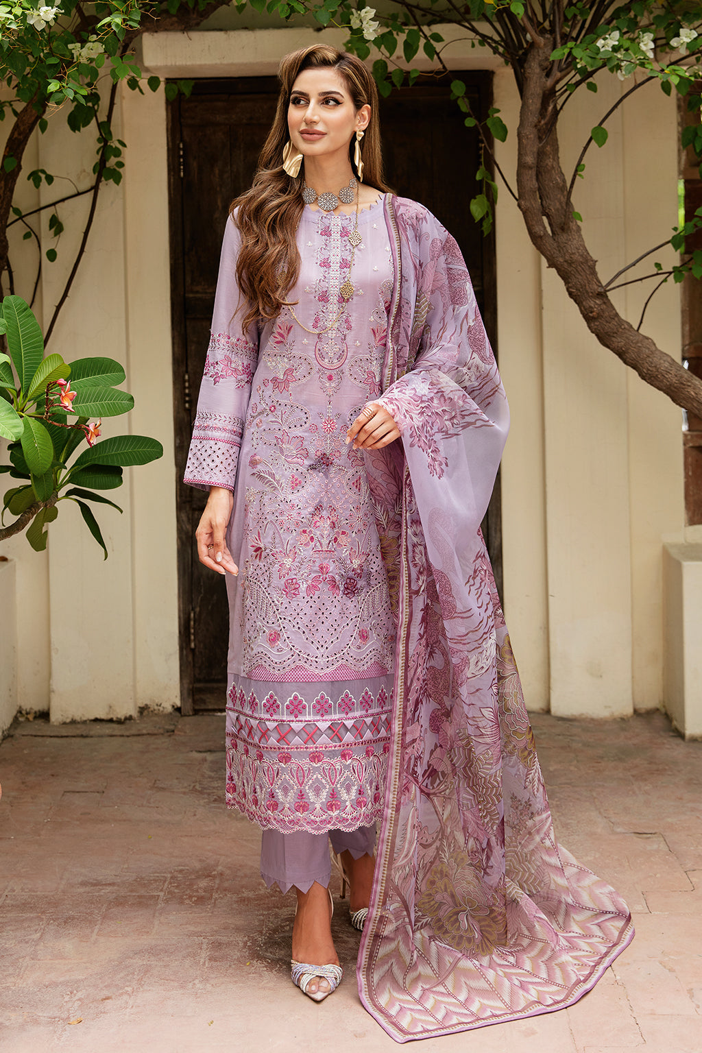 Ramsha | Luxury Lawn 24 | Y-804