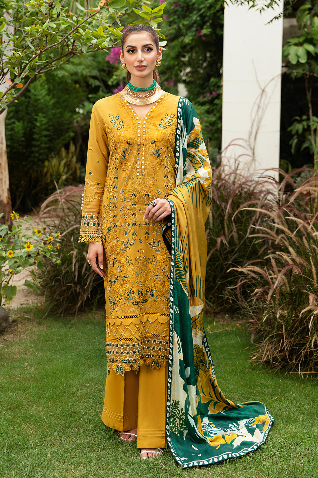 Ramsha | Luxury Lawn 24 | Y-805 - Ladies Clothes - Maria Faisal