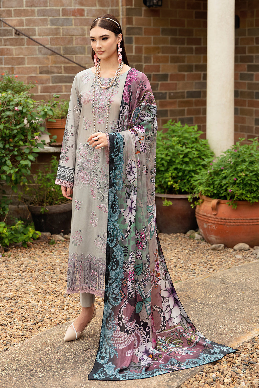 Ramsha | Riwayat Lawn Collection| Y-902 - Waniyas