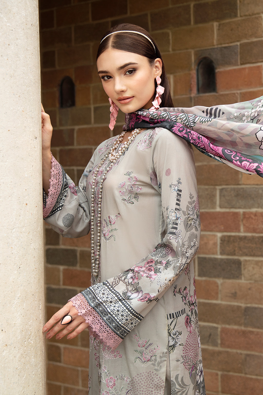 Ramsha | Riwayat Lawn Collection| Y-902 - Waniyas