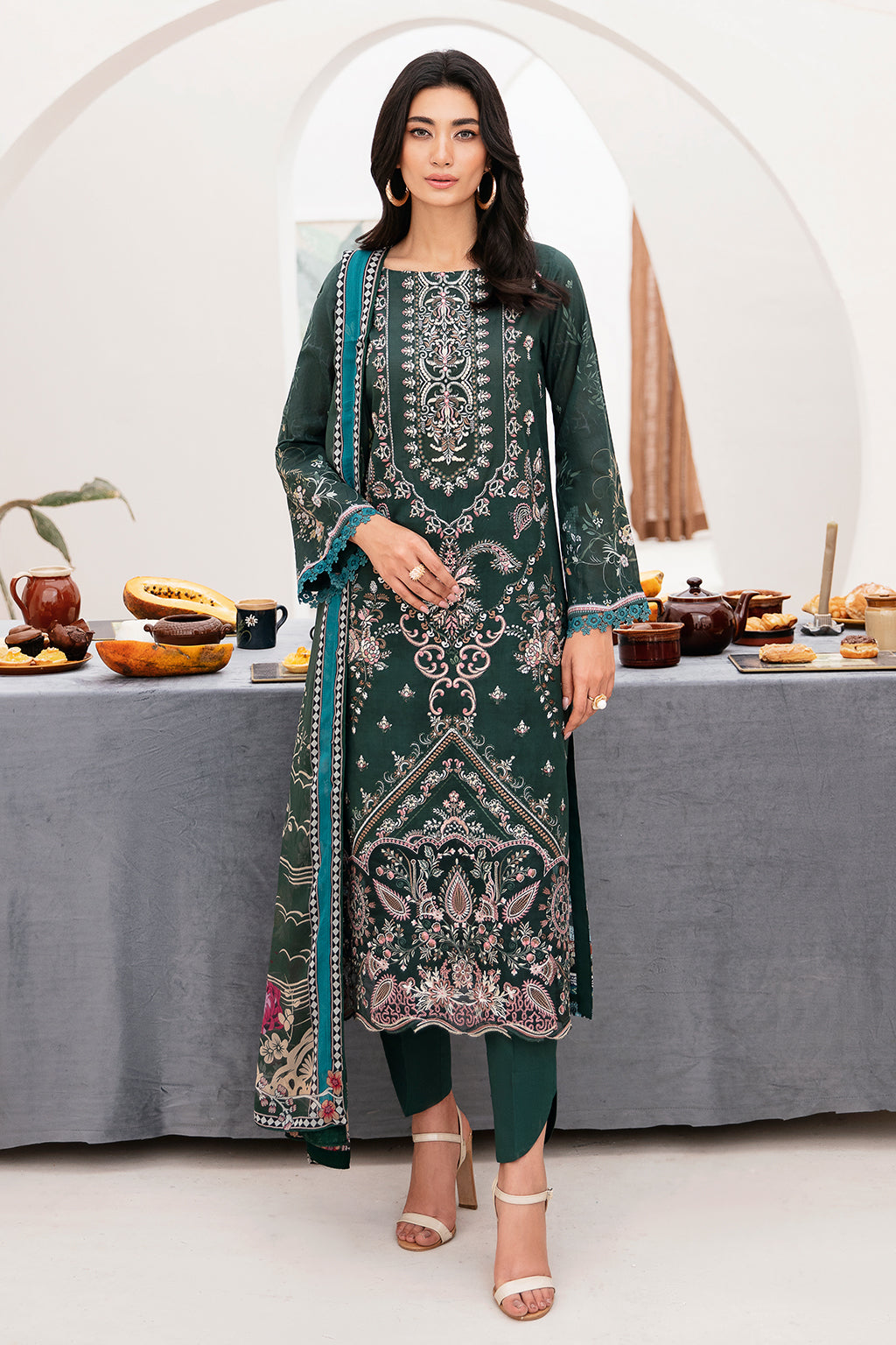 Ramsha | Mashaal Luxury Lawn | L-1109