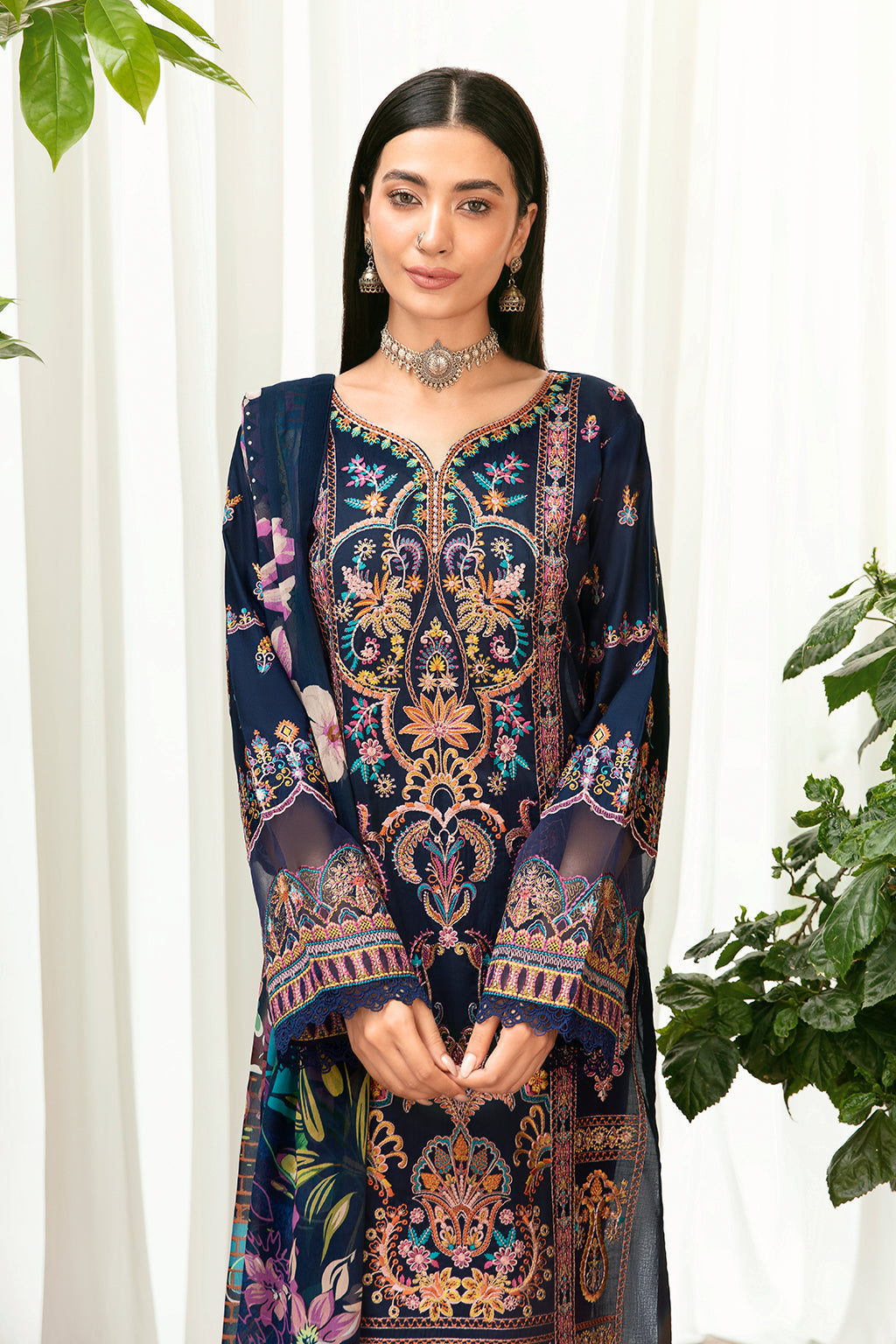 Ramsha | Mashaal Luxury Lawn | L-802 - Designer Dress with Intricate embroidery and embellishments. Shop elegent wedding dress at Maria Faisal.