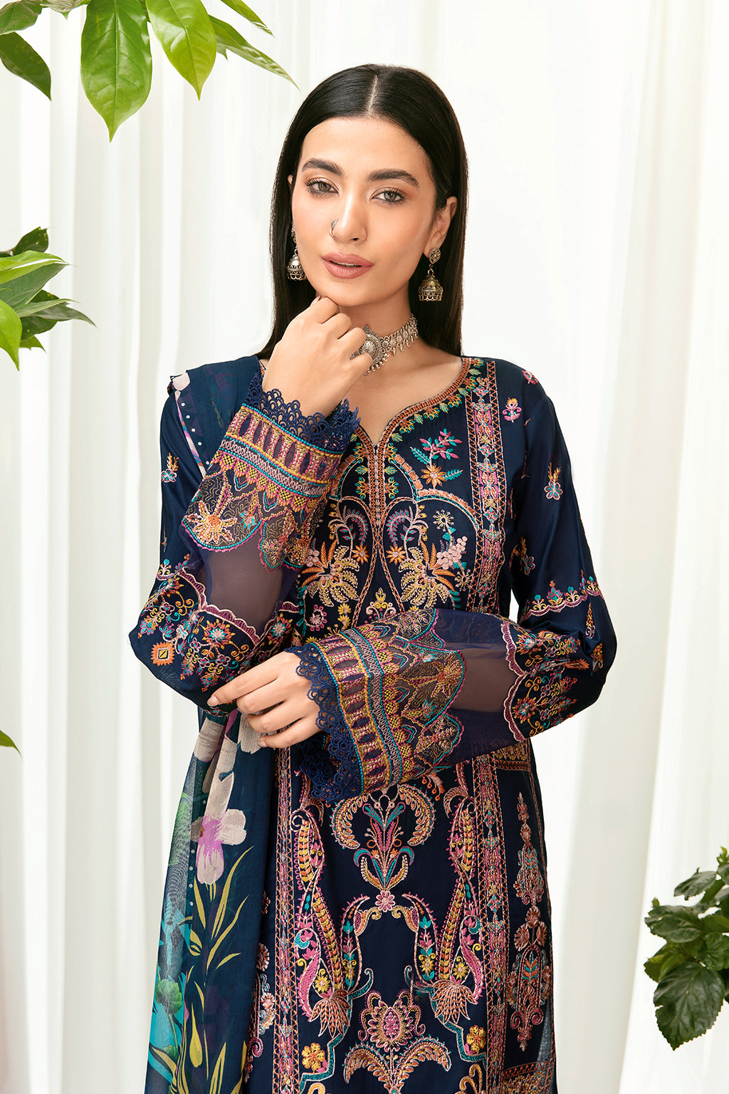 Ramsha | Luxury Lawn 24 | L-802 - Ladies Clothes - Maria Faisal