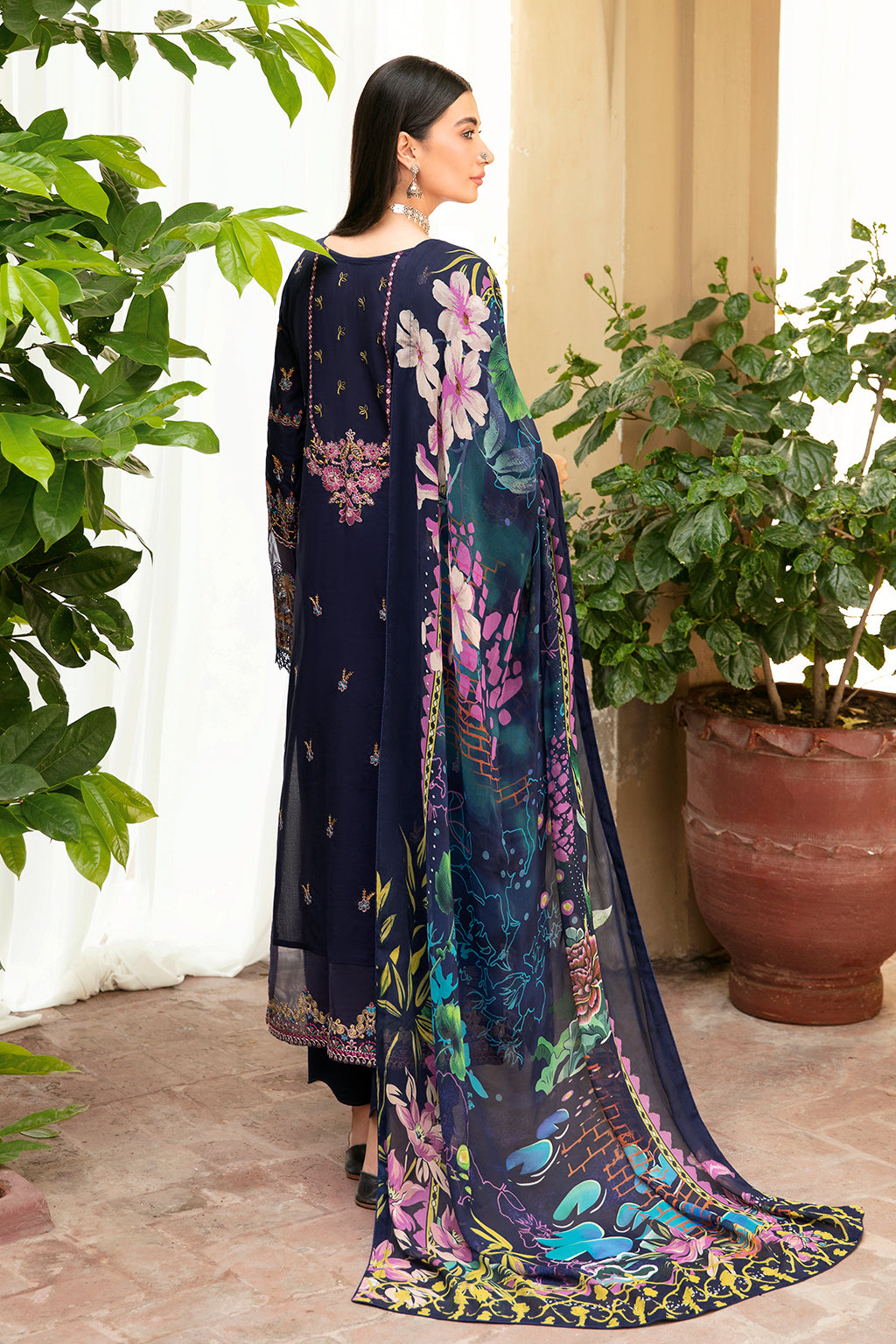 Ramsha | Mashaal Luxury Lawn | L-802 - Designer Dress with Intricate embroidery and embellishments. Shop elegent wedding dress at Maria Faisal.