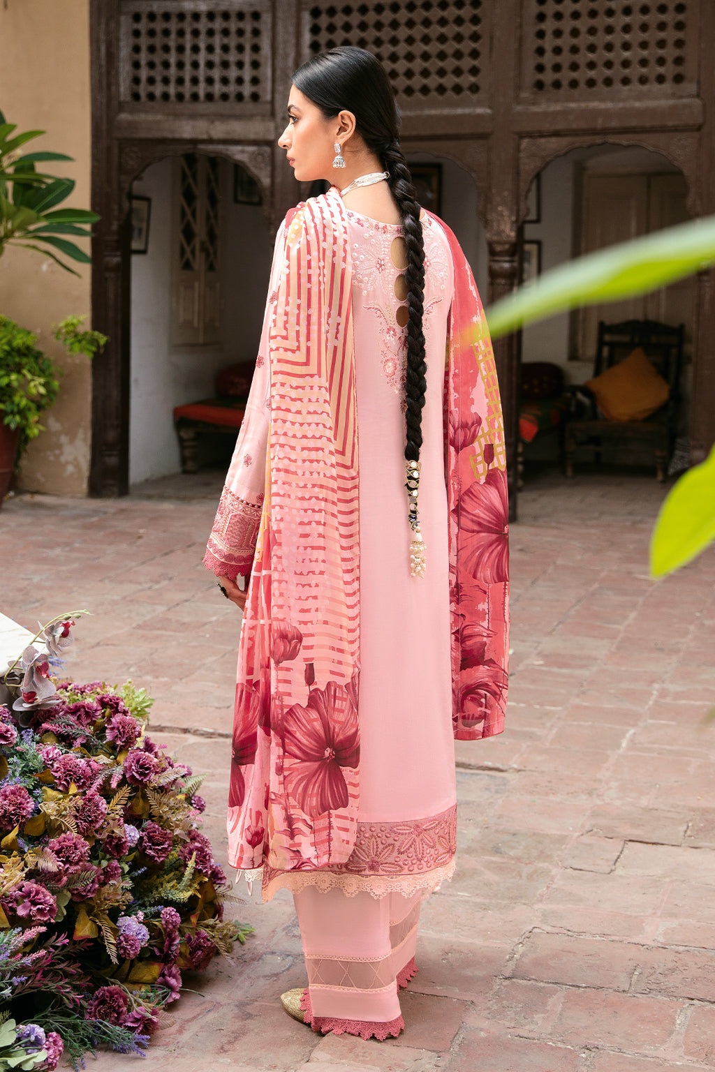 Ramsha | Mashaal Luxury Lawn | L-806 - Designer Dress with Intricate embroidery and embellishments. Shop elegent wedding dress at Maria Faisal.