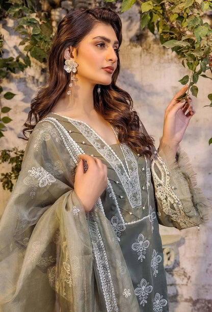 Adans Libas | Chikankari 25 | 4772 by Maria Faisal - Registered Vendor of : Adans Libas - type : Ladies Clothes - 100% original wedding dresses