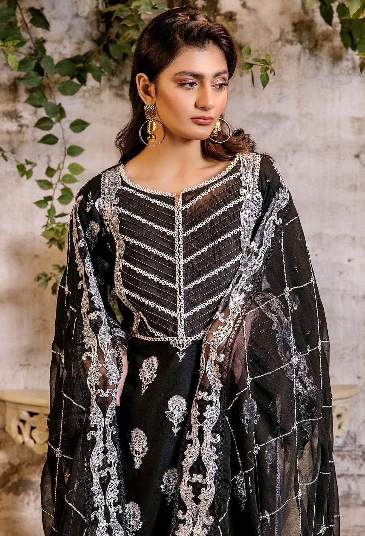 Adans Libas | Inara 25 | CHIKANKARI 4774 by Maria Faisal - Registered Vendor of : Adans Libas - type : Ladies Clothes - 100% original wedding dresses
