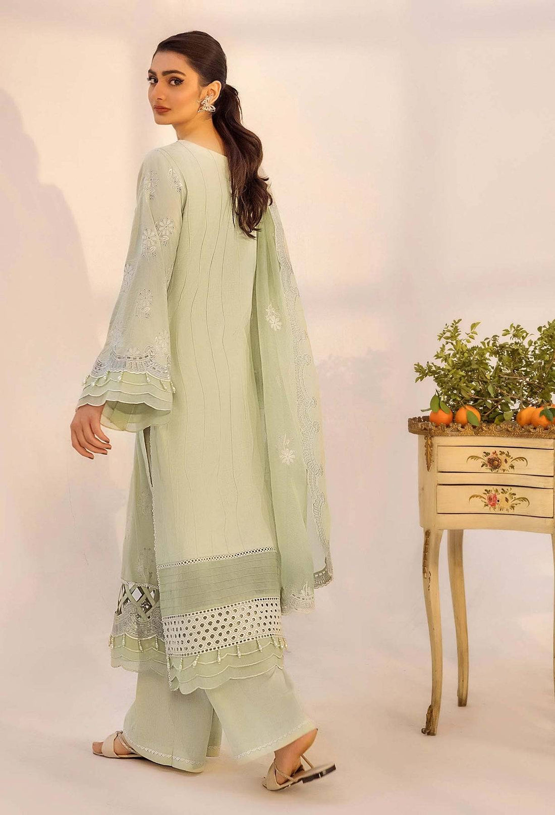 Adans Libas | Inara 25 | CHIKANKARI 4775 by Maria Faisal - Registered Vendor of : Adans Libas - type : Ladies Clothes - 100% original wedding dresses