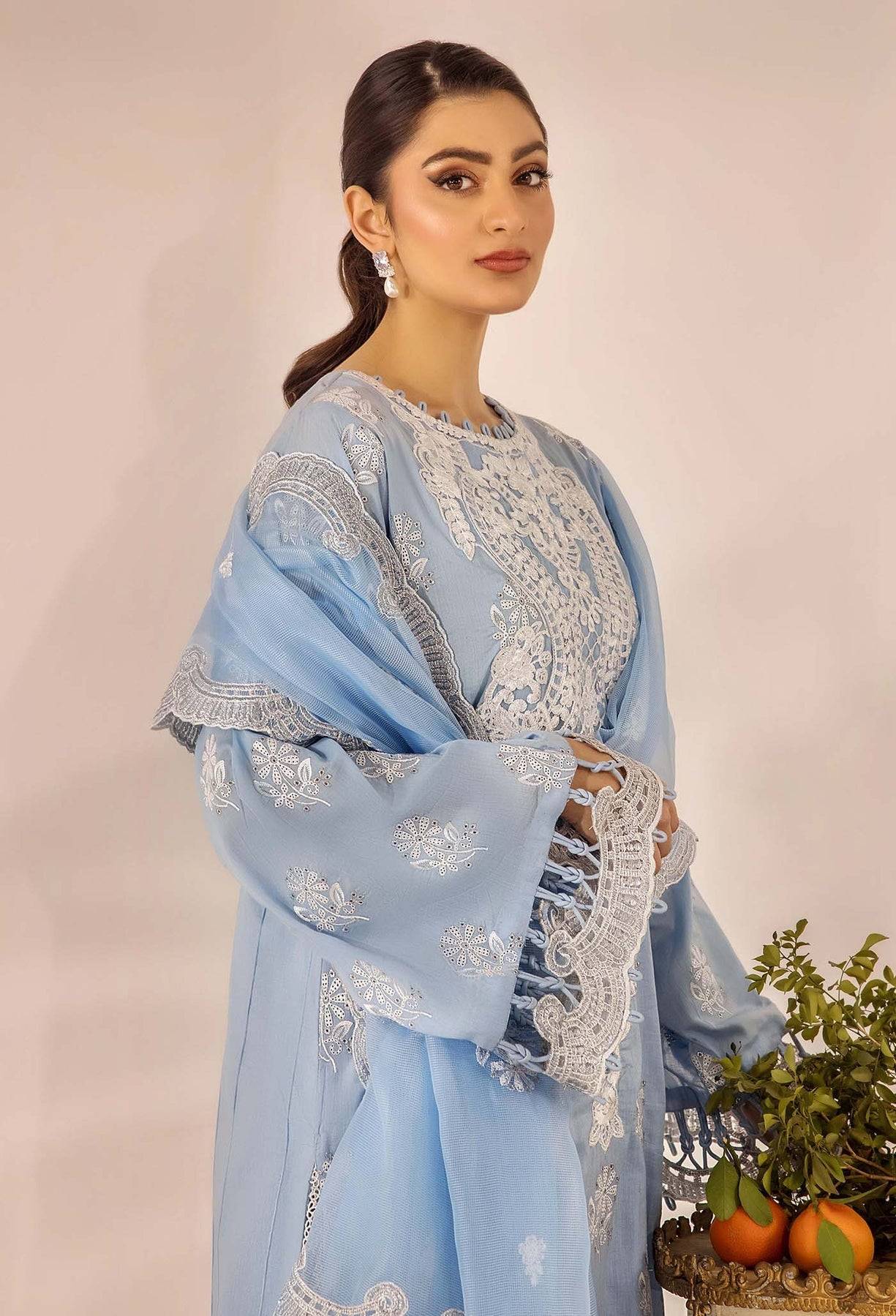 Adans Libas | Inara 25 | CHIKANKARI 4778 by Maria Faisal - Registered Vendor of : Adans Libas - type : Ladies Clothes - 100% original wedding dresses