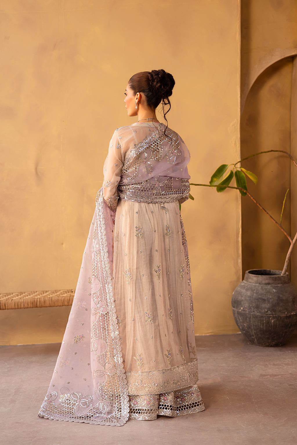 Emaan Adeel I Regalia Luxury Formals I LUNARA - Ladies Clothes - Maria Faisal