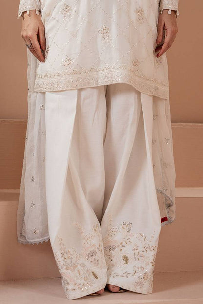 Cross Stitch | Luxe Atelier 25 | ANTIQUE WHITE by Maria Faisal - Registered Vendor of : Cross Stitch - type : Ladies Clothes - 100% original wedding dresses